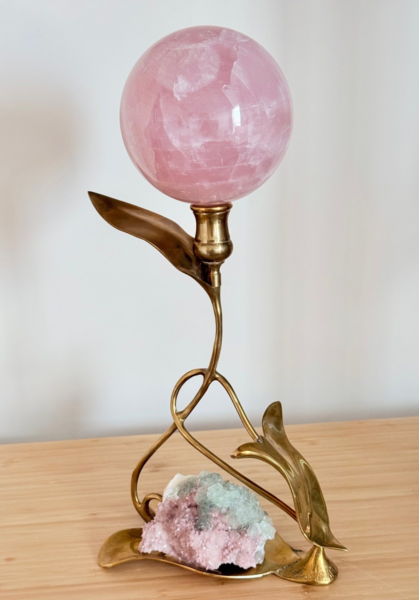 Vintage brass sphere holder