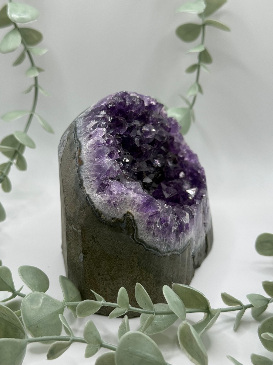 Amethyst Cut Base