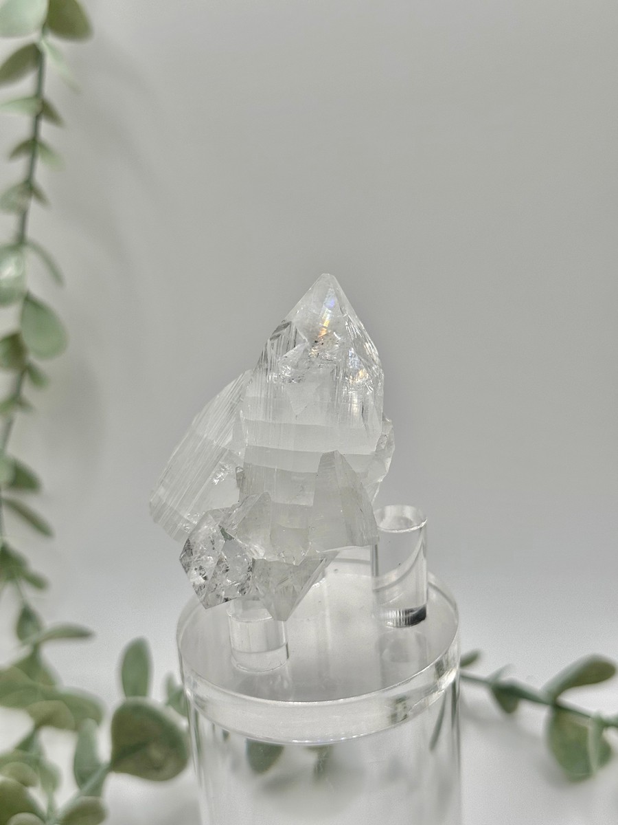 Diamond Apophyllite Points