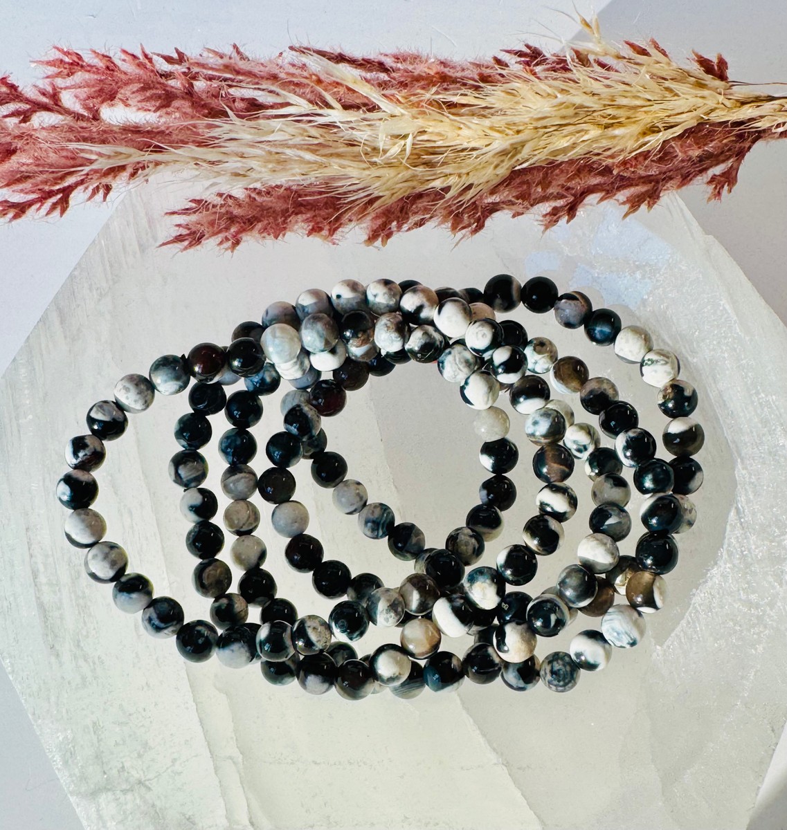 6mm Orca Agate Bracelet