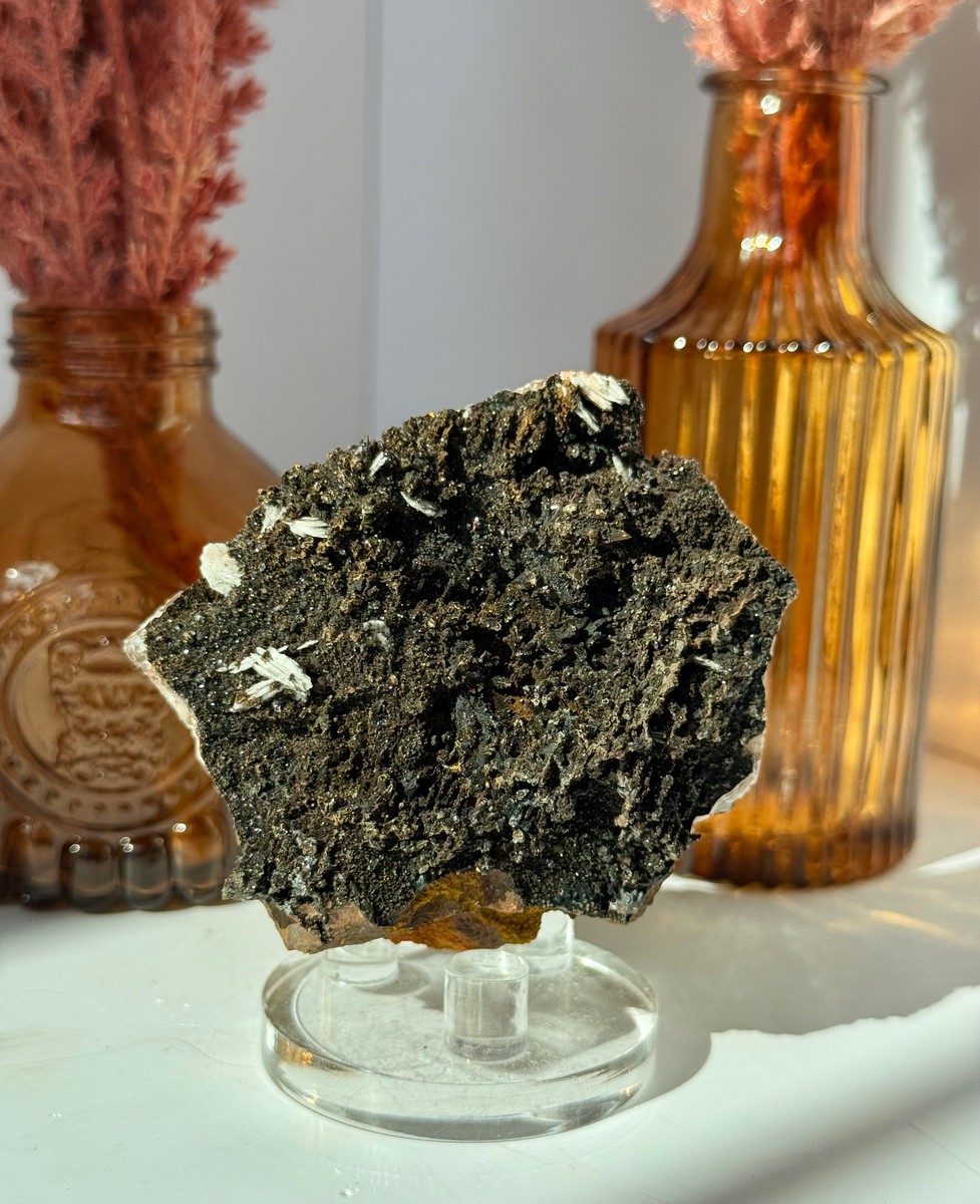Druzy Quartz with Manganese and Goethite