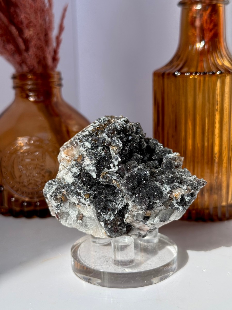 Druzy Quartz with Manganese and Goethite