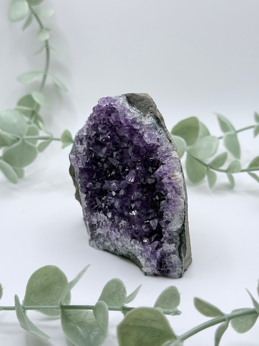 Amethyst Cutbase   no photo