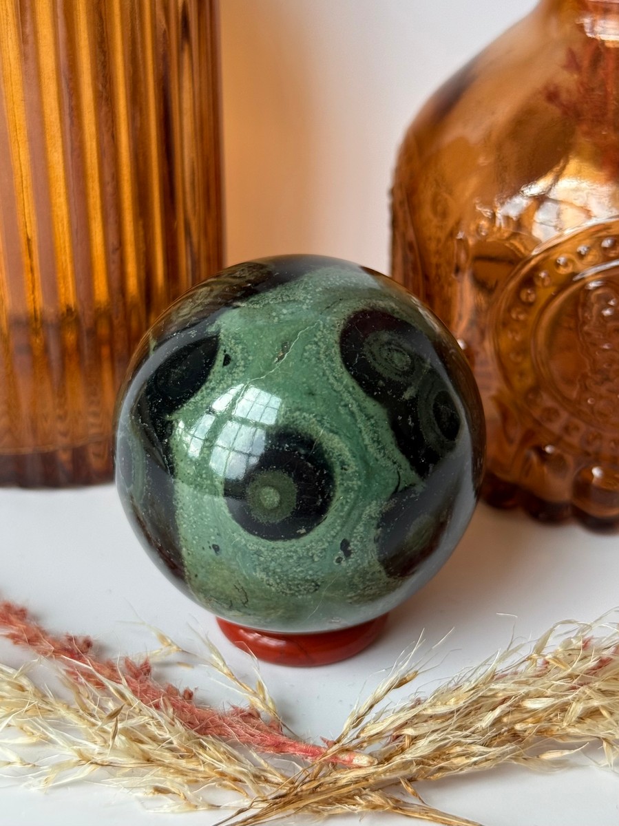 Kambaba Jasper Sphere