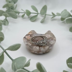 Flower Agate Cat Head Ring Dish/Sphere Stand