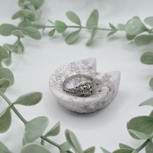 Flower Agate Cat Head Ring Dish/Sphere Stand