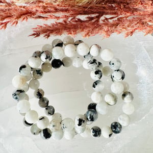 8mm Rainbow Moonstone Bracelet
