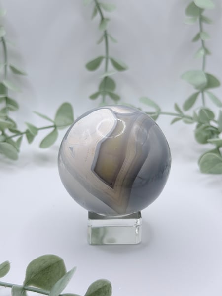 Orca Agate Sphere Amanda pic