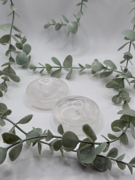 Clear Quartz Bowl/Sphere Holder