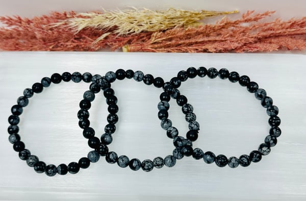 6mm Snowflake Obsidian Bracelet