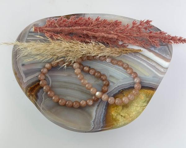 7mm Peach Moonstone Bracelet