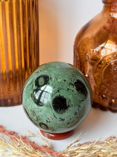 Kambaba Jasper Sphere